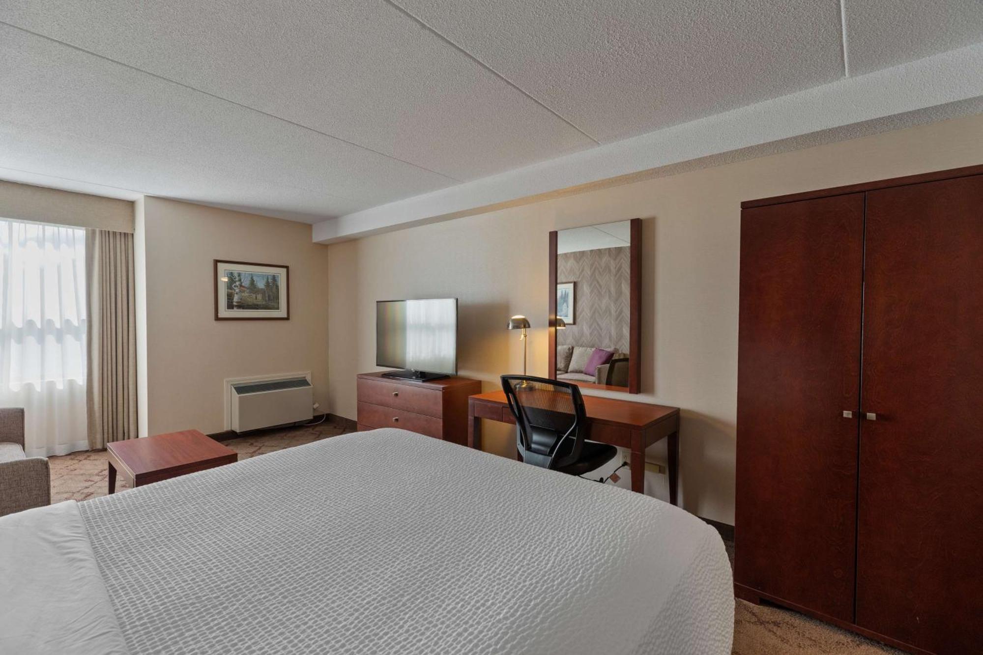 Best Western Plus Otonabee Inn Peterborough Exterior foto